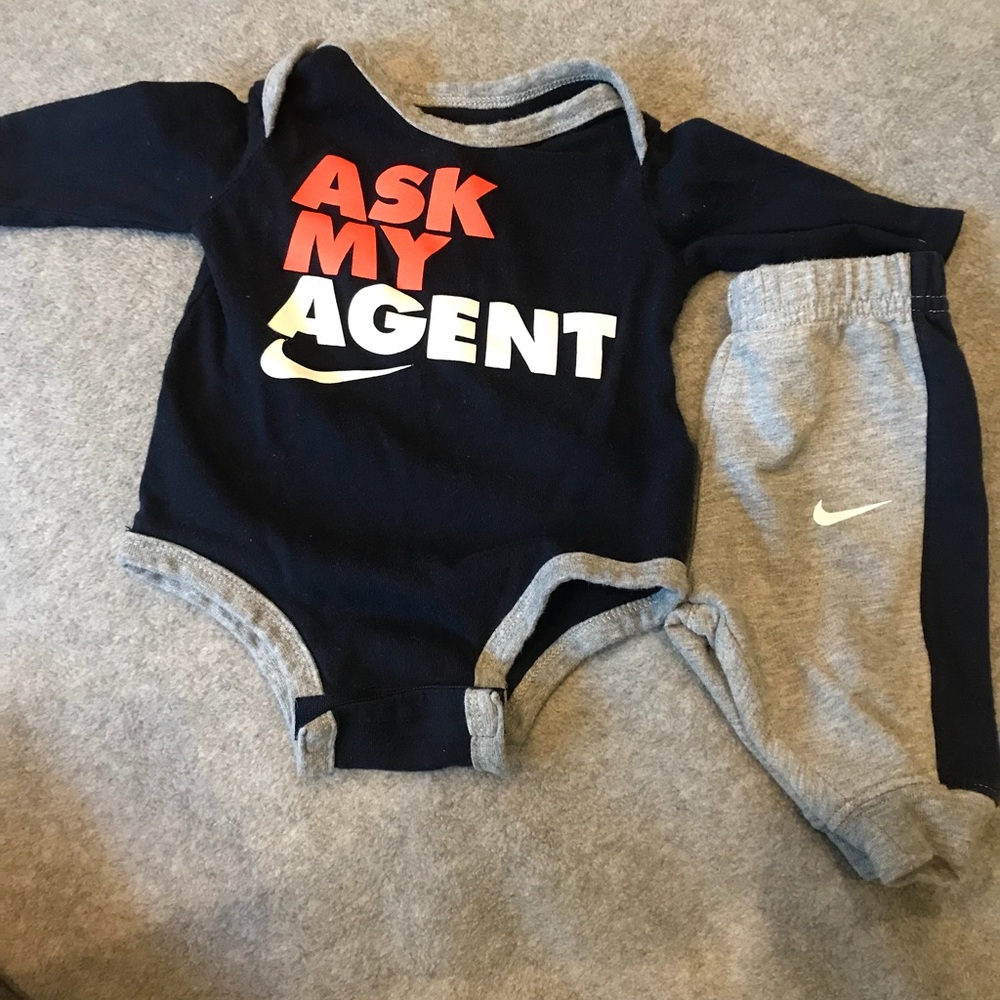 Baby nike 2pc set